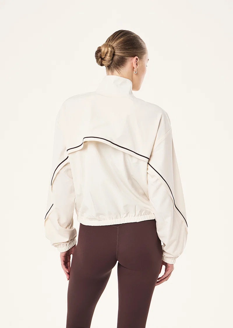 LINEAR JACKET