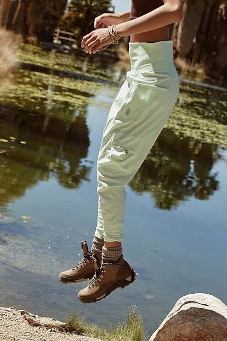 TAKE A HIKE HAREM/FP SK