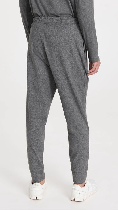 EVERYDAY JOGGER GRIS OBSCURO