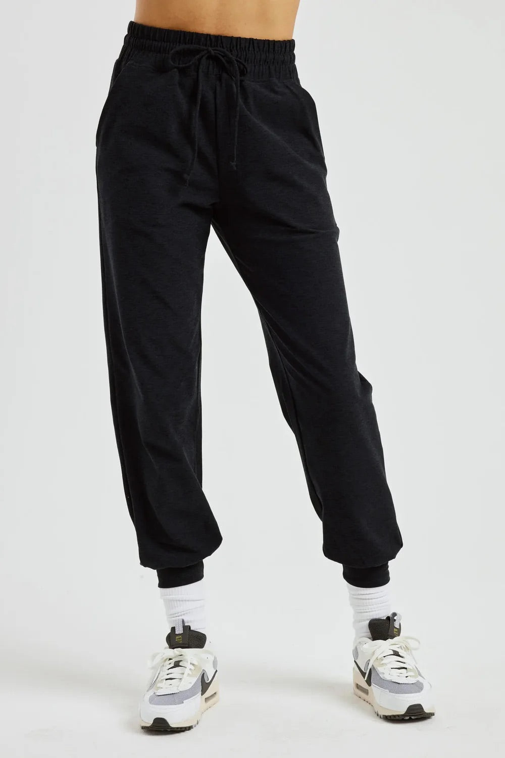 THE L.A.X. HEATHER JOGGER YEAR OF OURS NEGRO